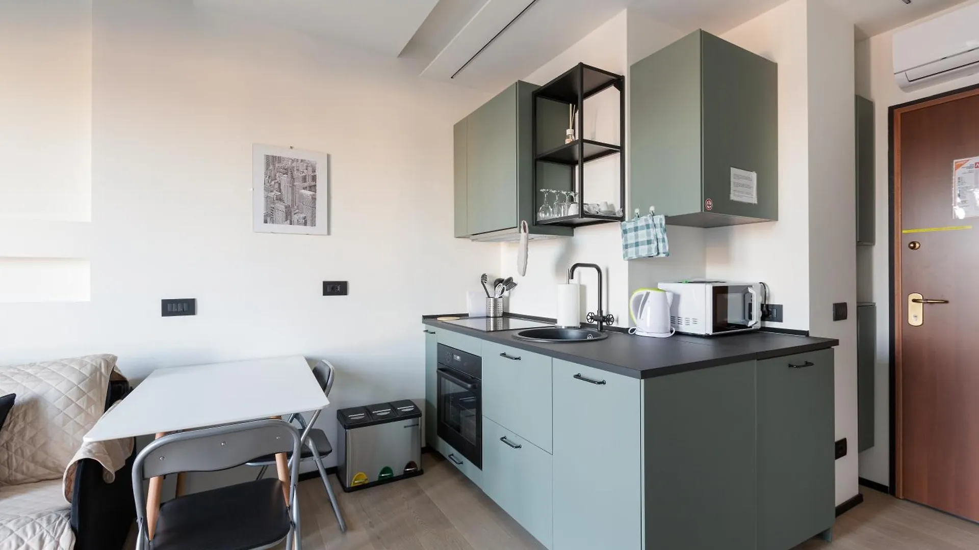 דירה Milano Renovated Studio Apts איטליה
